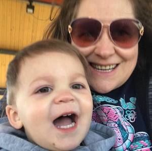 Meet your Posher, April